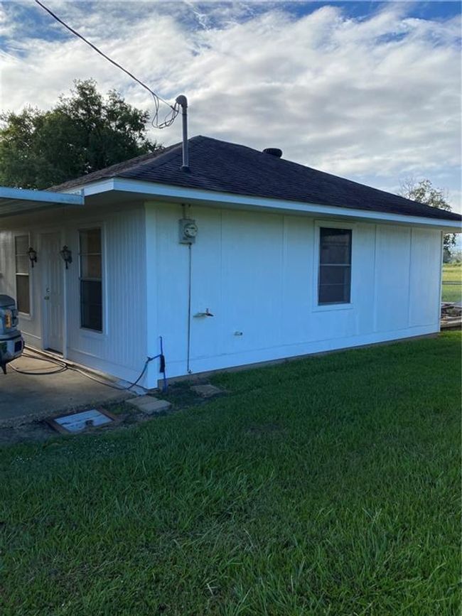 16104 Highway 1, House other with 3 bedrooms, 3 bathrooms and null parking in Simmesport LA | Image 12