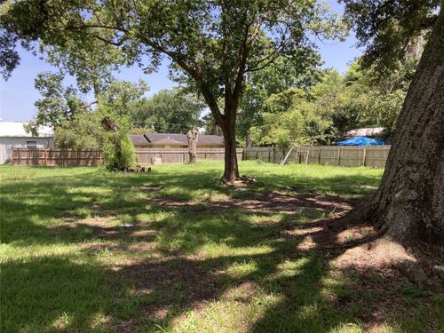 125 Shady Ln, West Columbia, TX, 77486-3341 | Card Image