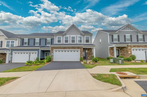 514 Crimson St, CROZET, VA, 22932-3262 | Card Image