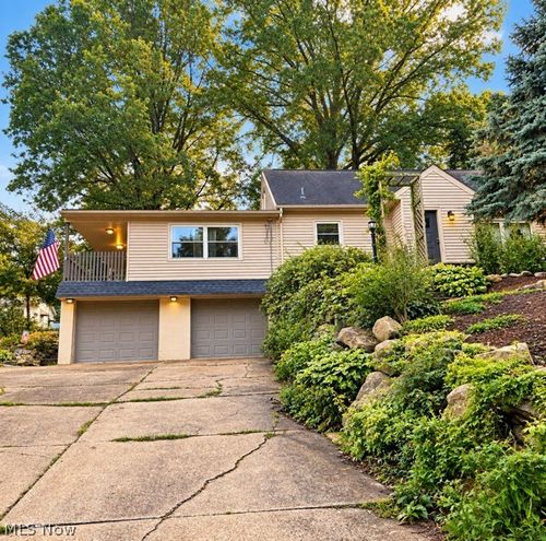 1170 Auburn Avenue, Barberton, OH, 44203 | Card Image