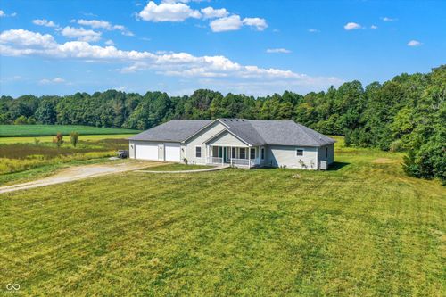 8302 W Lewisville Rd, Paragon, IN, 46166-9104 | Card Image