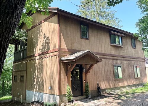 271 Ridge Rd, Oswego, NY, 13126-6589 | Card Image