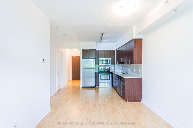 202 - 85 N Park Rd, Condo with 2 bedrooms, 1 bathrooms and 1 parking in Vaughan ON | Image 14