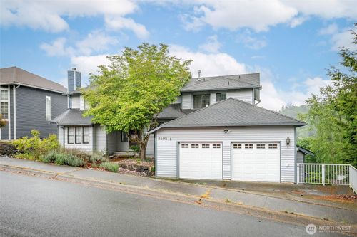 8408 129th Ave Se, Newcastle, WA, 98056-1756 | Card Image