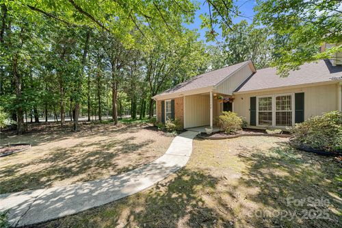 11120 Michelangelo Ct, Charlotte, NC, 28226-3931 | Card Image