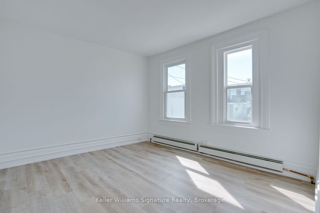 43 Centre St, Home with 5 bedrooms, 3 bathrooms and 2 parking in St. Catharines ON | Image 24
