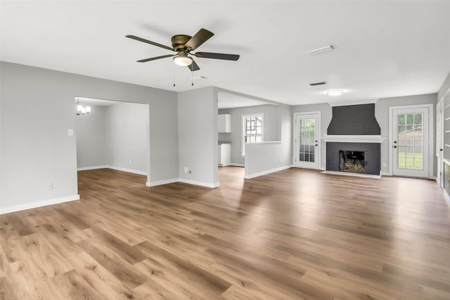 820 Lipscomb St, House other with 3 bedrooms, 2 bathrooms and null parking in Bonham TX | Image 8