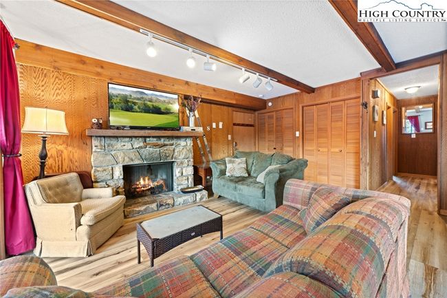 UNIT-44 - 1491 Sugar Mountain Dr, Condo with 3 bedrooms, 2 bathrooms and null parking in Sugar Mountain NC | Image 7