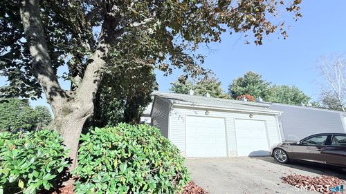 100-100 Misty Meadow Ln, South Windsor, CT, 06074-3651 | Card Image