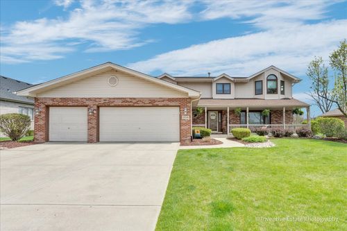 18749 Jacob Dr, Mokena, IL, 60448-1094 | Card Image