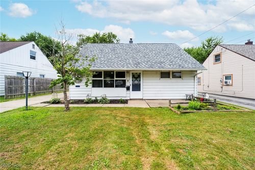 162 N Beverly Ave, Youngstown, OH, 44515-2824 | Card Image