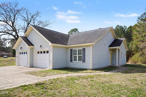 1471 Thanksgiving Fire Rd, Selma, NC, 27576-6196 | Card Image