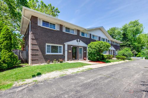 320 Skokie Ct, Wilmette, IL, 60091 | Card Image