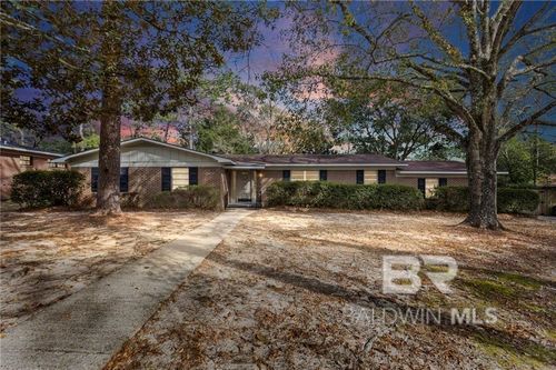 1004 Heidi St, Mobile, AL, 36608-4301 | Card Image