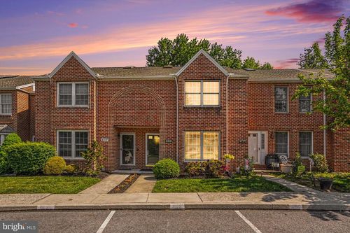 4119 Nantucket Dr, MECHANICSBURG, PA, 17050-7604 | Card Image