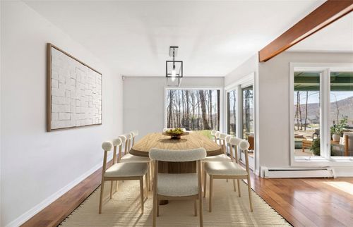 5 Laura Ln, Pomona, NY, 10970-2016 | Card Image