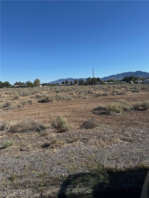 3391 W Retread Rd, Pahrump, NV, 89048-2823 | Card Image