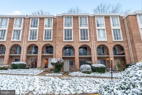 354-2609 Wagon Dr, ALEXANDRIA, VA, 22303-2613 | Card Image