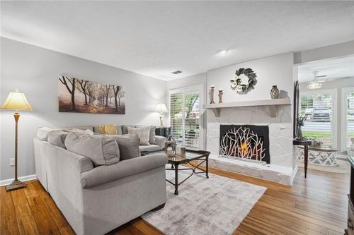 3408 Lake Pointe Cir, Roswell, GA, 30075-4769 | Card Image