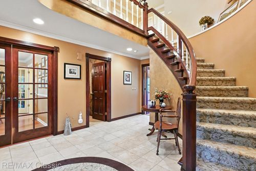 13507 Westbrook Rd, Plymouth, MI, 48170-2442 | Card Image