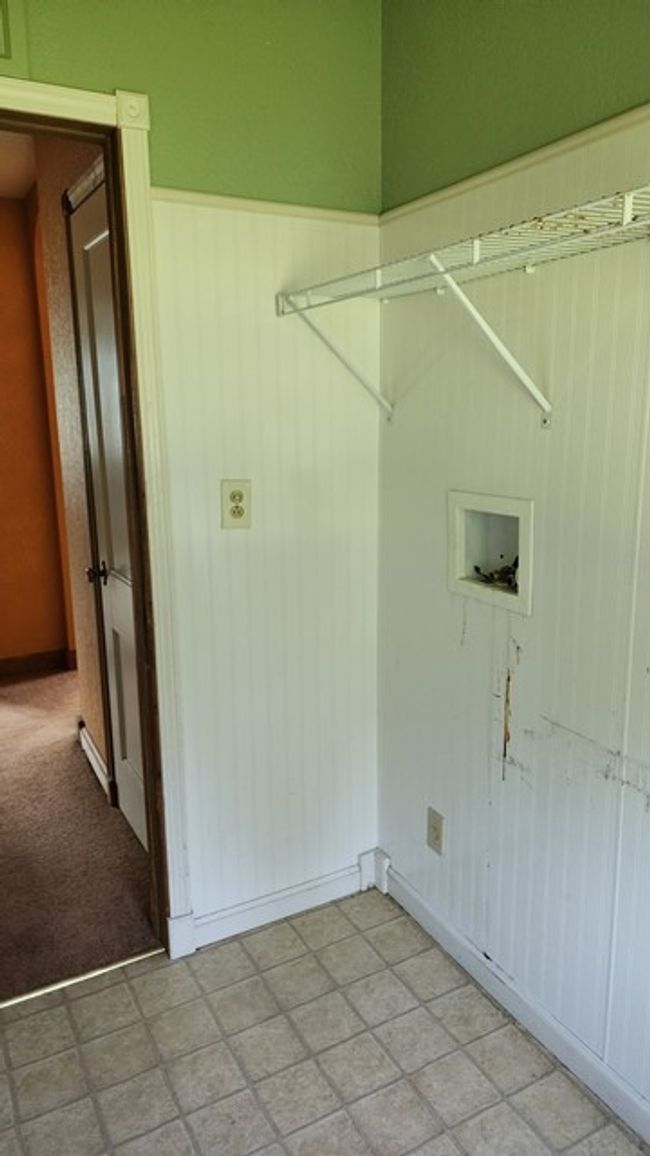120 - 118 E 2 Nd St, House other with 4 bedrooms, 2 bathrooms and null parking in Emporium PA | Image 27