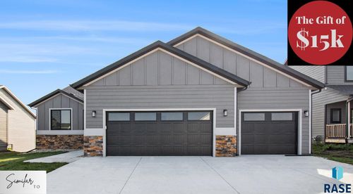 409 S Willow Spring Dr, Sioux Falls, SD, 57110-6793 | Card Image