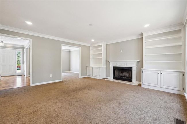 4271 Weston Dr Sw, House other with 4 bedrooms, 3 bathrooms and 4 parking in Lilburn GA | Image 10