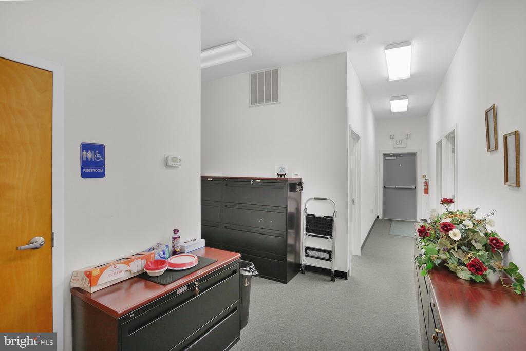 Commercial Sale in TEMPLE 5