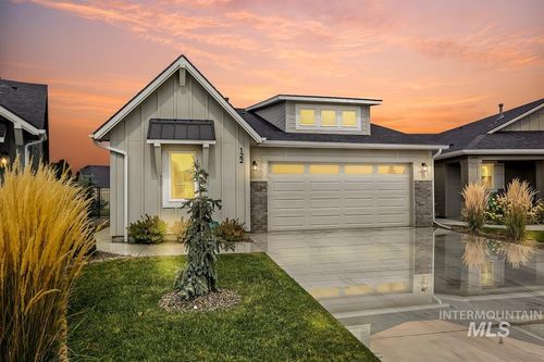 122 W Hyndman Dr, Meridian, ID, 83642-1013 | Card Image