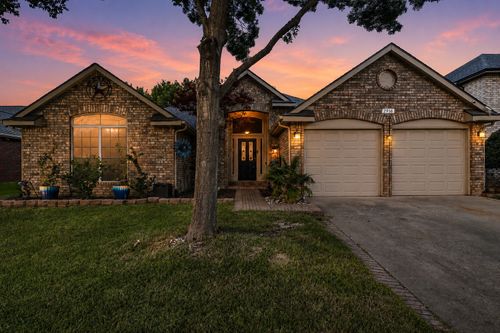 2916 Shadow Oak Ct, Flower Mound, TX, 75028-7506 | Card Image
