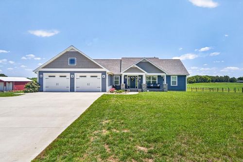 5335 Hickey Ridge Rd, Baxter, TN, 38544-4941 | Card Image