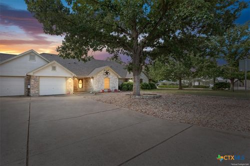 1006 W North Ave, Lampasas, TX, 76550-1657 | Card Image