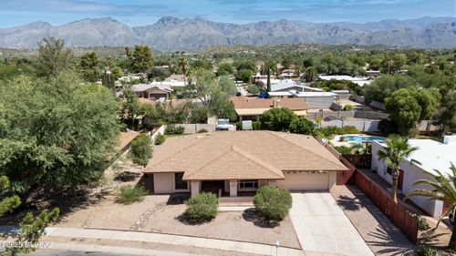7501 E Rio Verde Dr, Tucson, AZ, 85715-3538 | Card Image