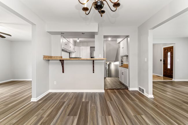 16592 Country Club Dr, House other with 3 bedrooms, 2 bathrooms and null parking in Livonia MI | Image 14