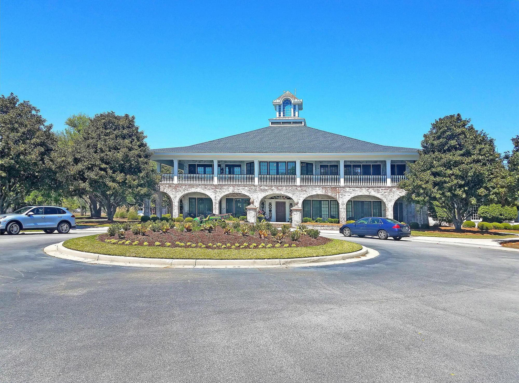 Colonel Vanderhorst Cir, Mount Pleasant, SC 29466