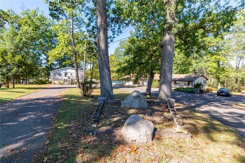 106 Phil Mar Dr, Butler, PA, 16002-3658 | Card Image