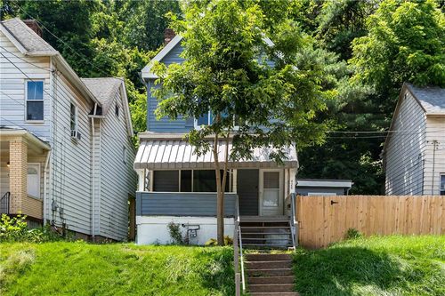 428 Card Ave, Wilmerding, PA, 15148-1116 | Card Image