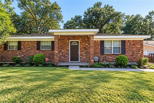 1909 Riverside Dr, Mobile, AL, 36605-3948 | Card Image