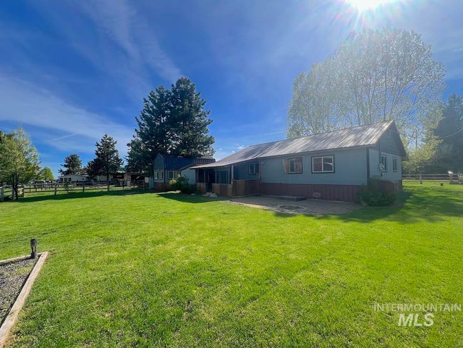 13974 Rustic Rd, House other with 3 bedrooms, 2 bathrooms and 3 parking in McCall ID | Image 17