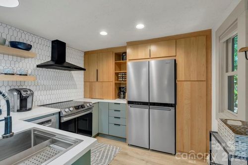 1b-108 Northridge Rd, Beech Mountain, NC, 28604-6965 | Card Image