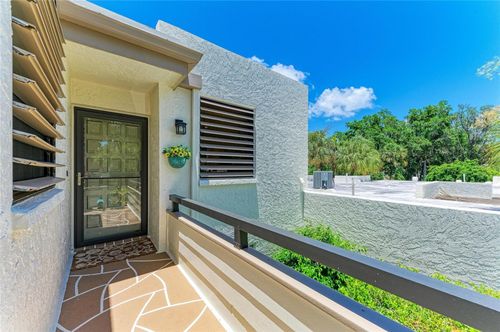 376 Springdale Dr, BRADENTON, FL, 34210-3023 | Card Image