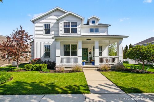567 Blackstone St, Holland, MI, 49423-8857 | Card Image
