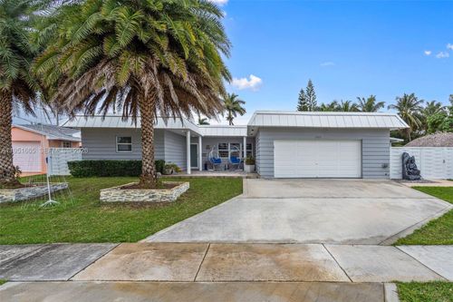 2918 Cleveland St, Hollywood, FL, 33020-2931 | Card Image