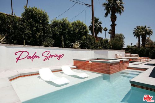 900 S Nueva Vista Dr, Palm Springs, CA, 92264-3424 | Card Image