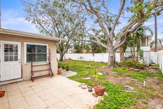 large backyard | Image 25