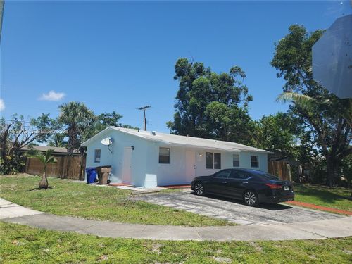 831 Sw 14th Ct, Deerfield Beach, FL, 33441 | Card Image