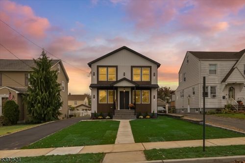 476 Innes Rd, Wood Ridge, NJ, 07075-1210 | Card Image