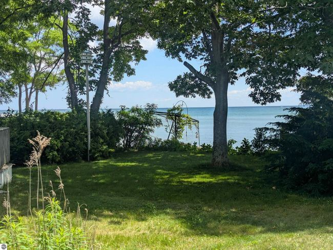 122 N Huron Rd, House other with 3 bedrooms, 2 bathrooms and null parking in Au Gres MI | Image 10