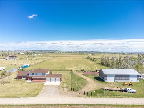 527 W D Rd, Huntley, MT, 59037-9015 | Card Image