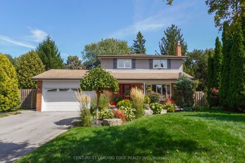 7 Dingley Crt, Ajax, ON, L1S6B5 | Card Image